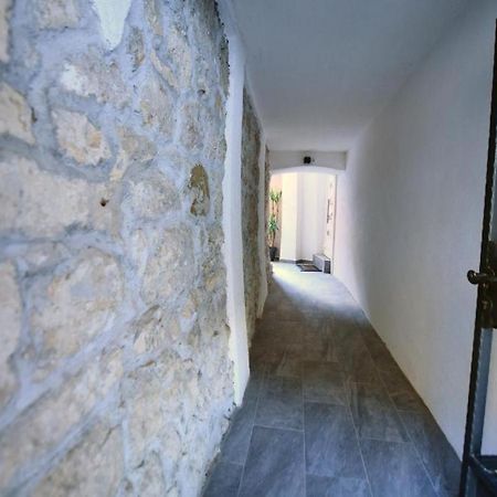 Apartment Lavanda 锡尼 外观 照片